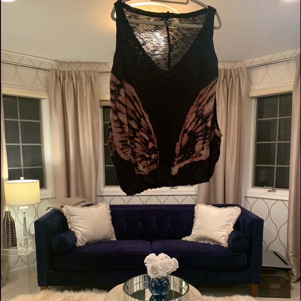 Free People Balloon Cold Shoulder Top!